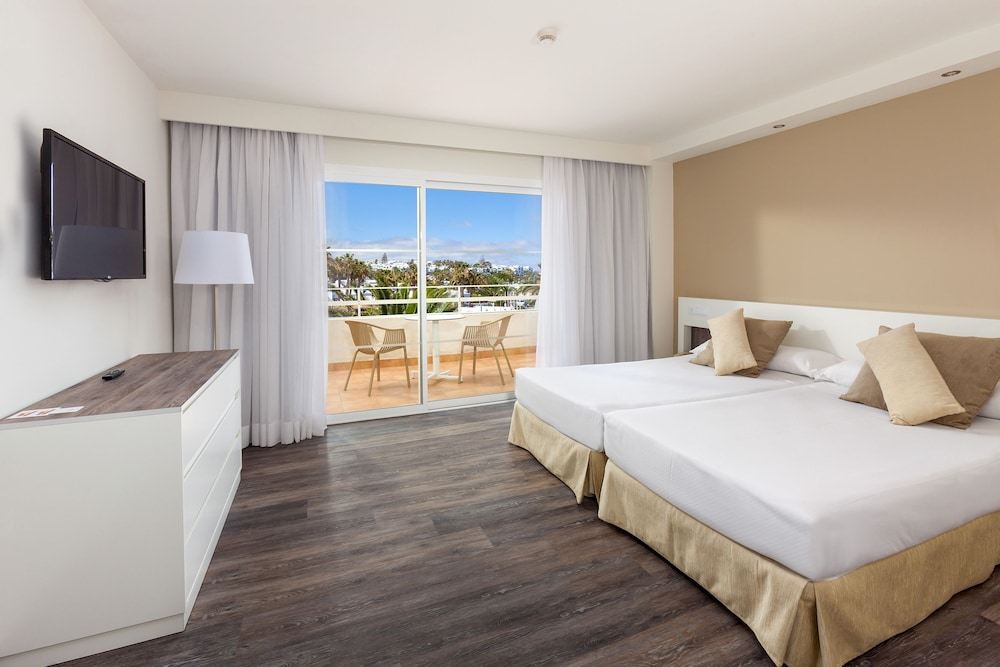 Sol Lanzarote - All Inclusive — Hotel rooms in Puerto del Carmen, Canary Islands
