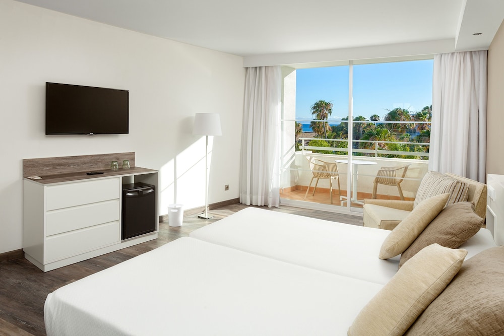 Sol Lanzarote - All Inclusive — Hotel rooms in Puerto del Carmen, Canary Islands