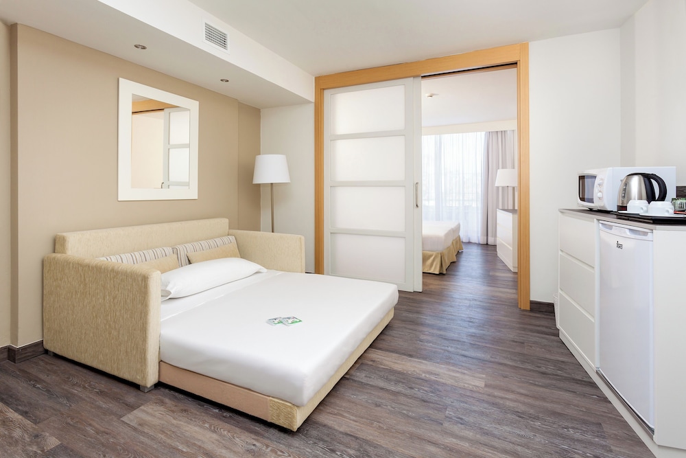 Sol Lanzarote - All Inclusive — Hotel rooms in Puerto del Carmen, Canary Islands
