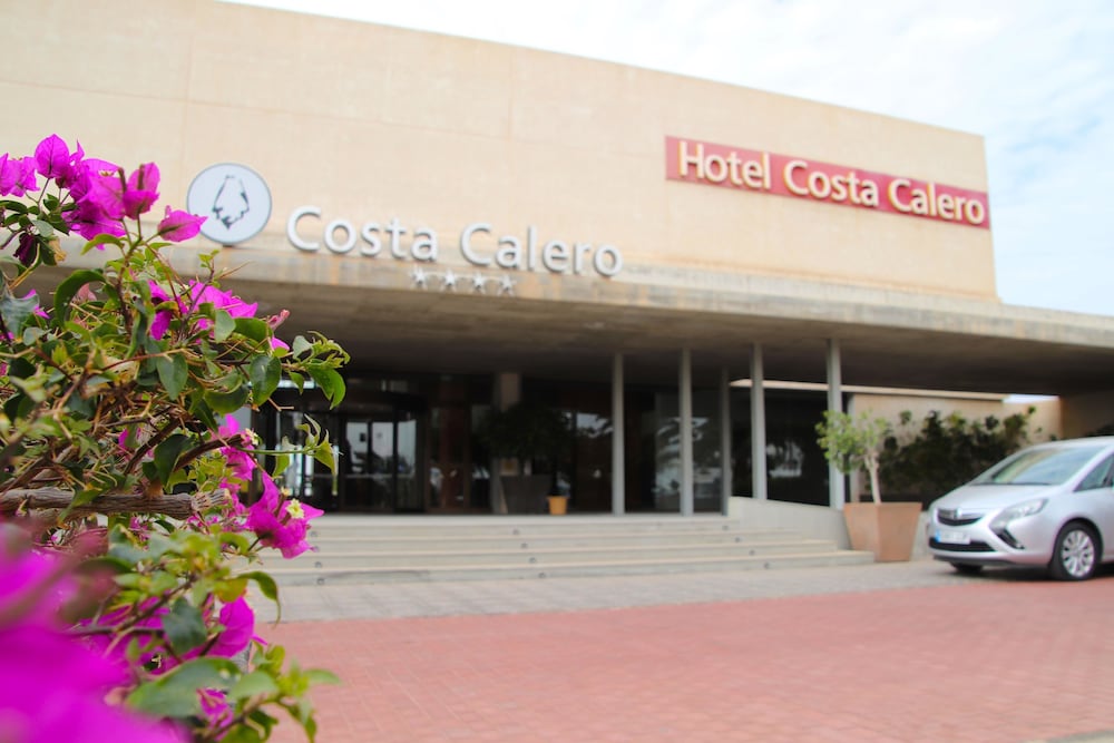 Costa Calero Hotel Thalasso & Spa — Hotel building in Puerto Calero, Canary Islands
