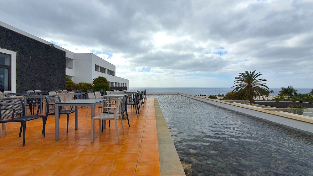 Costa Calero Hotel Thalasso & Spa — Restaurant & bars in Puerto Calero, Canary Islands