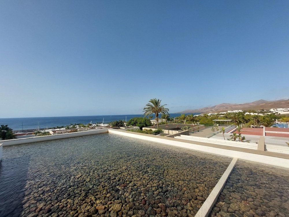Costa Calero Hotel Thalasso & Spa — Swimming pool in Puerto Calero, Canary Islands