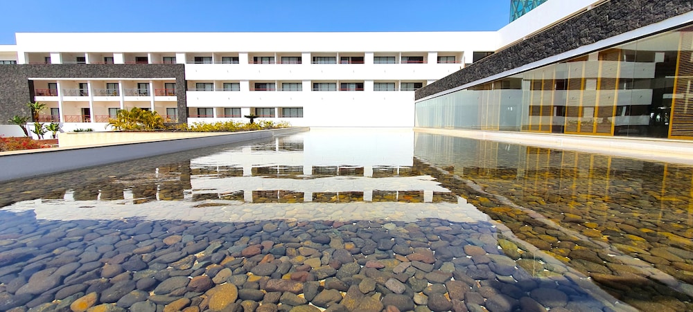 Costa Calero Hotel Thalasso & Spa — Hotel building in Puerto Calero, Canary Islands