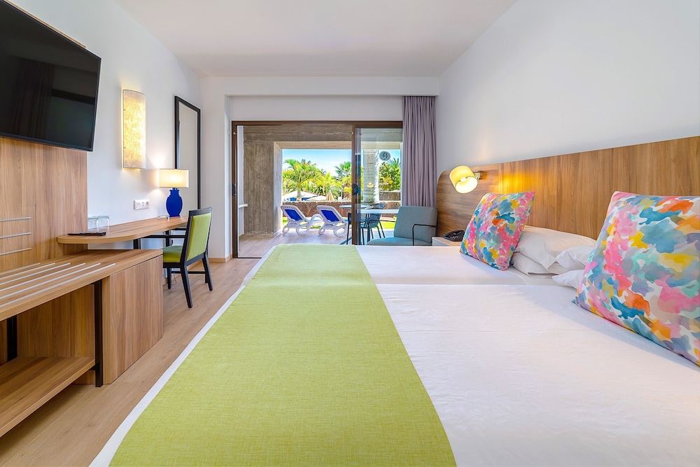 Costa Calero Hotel Thalasso & Spa — Hotel rooms in Puerto Calero, Canary Islands
