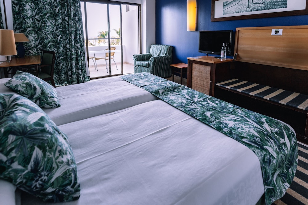 Costa Calero Hotel Thalasso & Spa — Hotel rooms in Puerto Calero, Canary Islands
