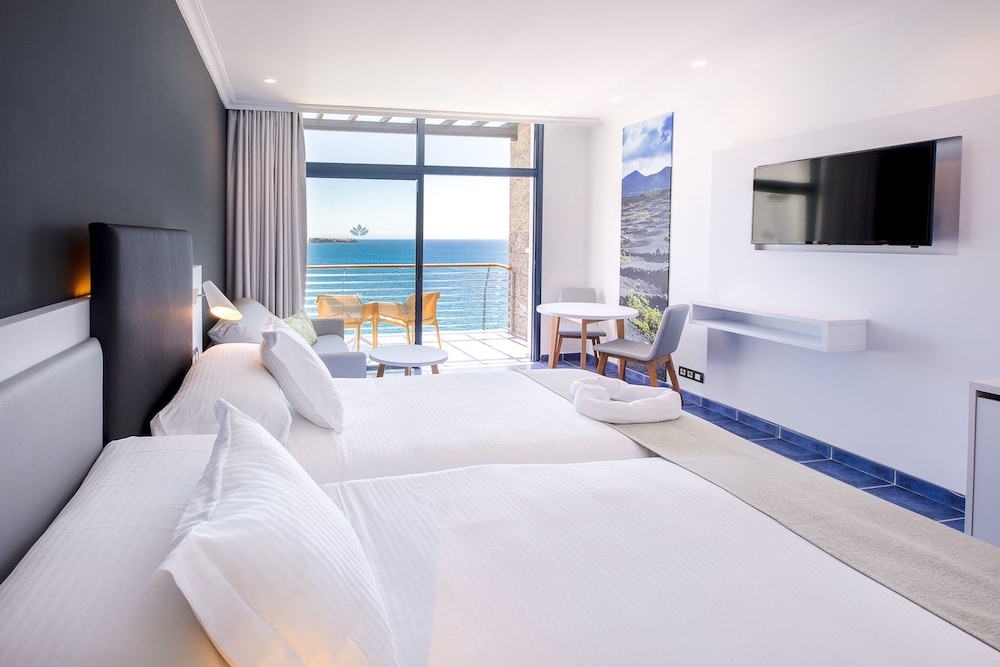 Hotel Mirador Papagayo by LIVVO — Hotel rooms in Playa Blanca, Canary Islands