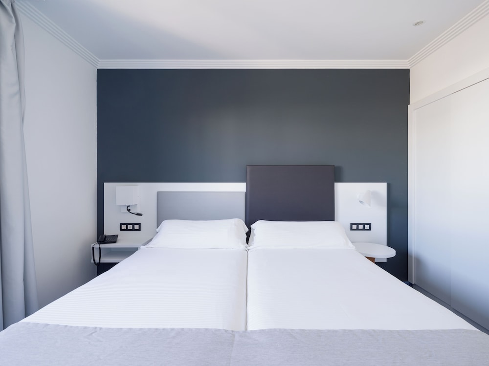 Hotel Mirador Papagayo by LIVVO — Hotel rooms in Playa Blanca, Canary Islands