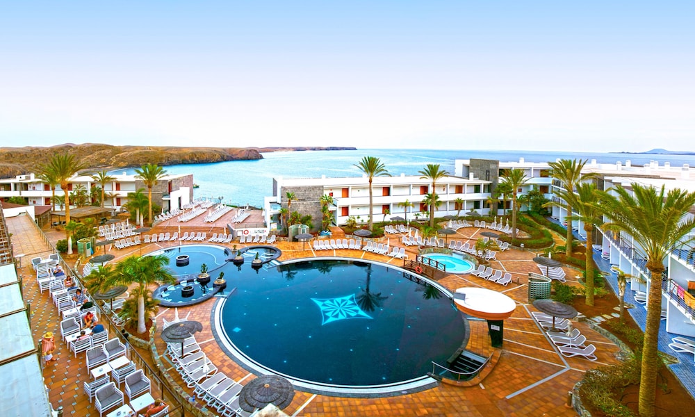 Hotel Mirador Papagayo by LIVVO — Main photo in Playa Blanca, Canary Islands