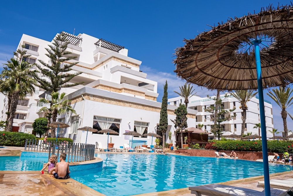 Intouriste Hôtel & Suites