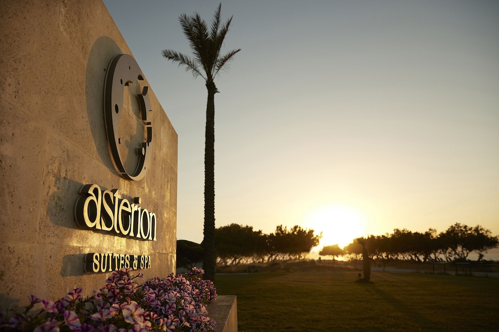 Asterion Suites & Spa - Designed for Adults — Beach in Platanias