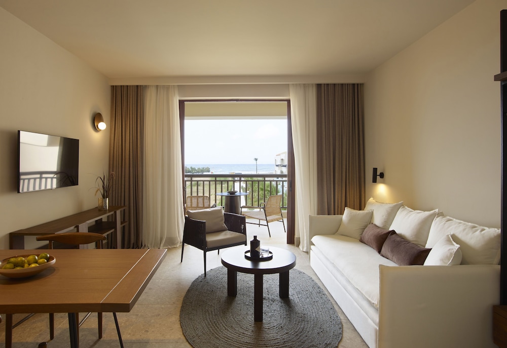Asterion Suites & Spa - Designed for Adults — Hotel rooms in Platanias