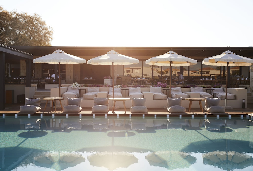 Asterion Suites & Spa - Designed for Adults — Swimming pool in Platanias