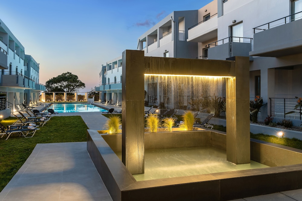 Sunrise Village Hotel — Pool in Chania
