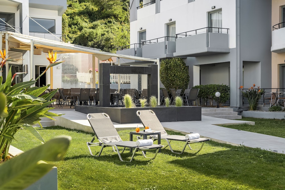 Sunrise Village Hotel — Outdoor in Chania
