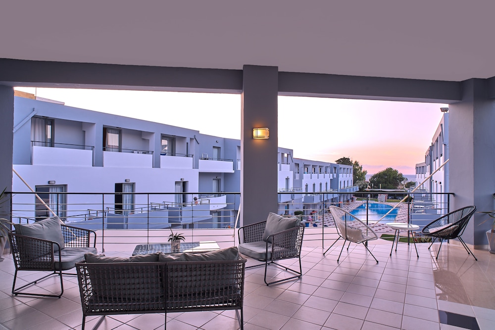 Sunrise Village Hotel — Shared spaces in Chania