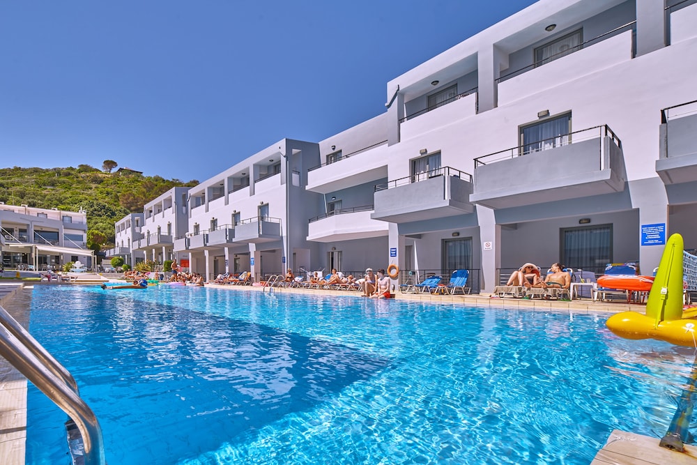 Sunrise Village Hotel — Shared spaces in Chania