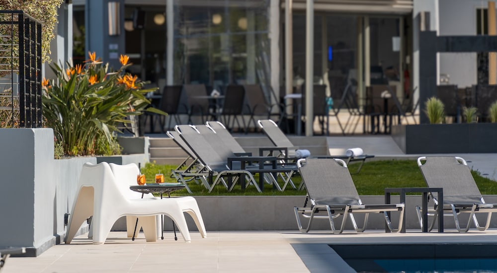 Sunrise Village Hotel — Outdoor in Chania