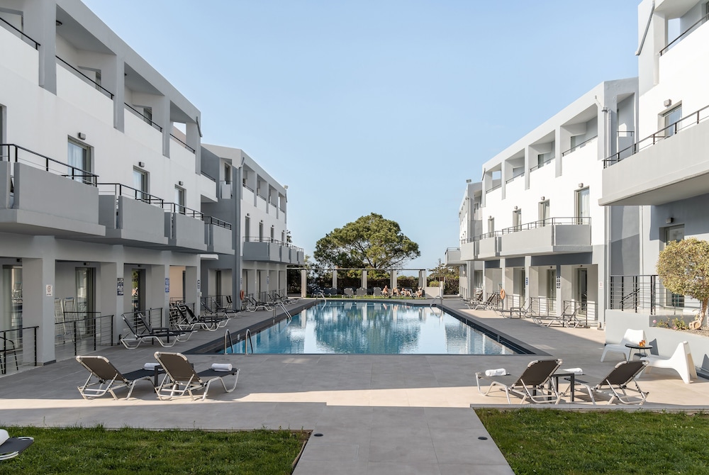 Sunrise Village Hotel — Outdoor in Chania