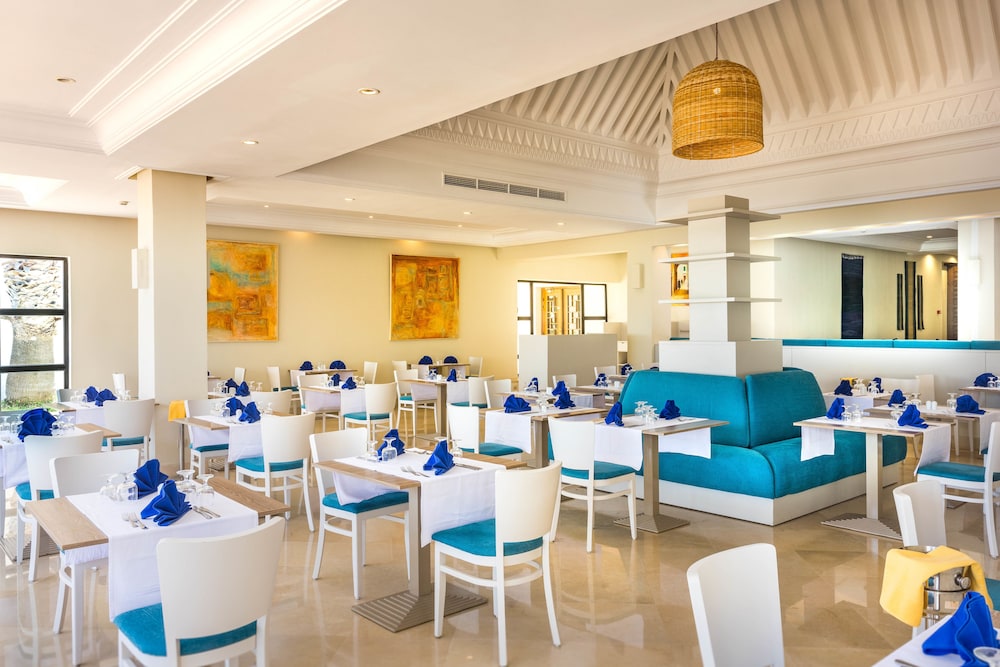 Ulysse Djerba Thalasso & Spa — Restaurant & bars in Mezraya, Medenine