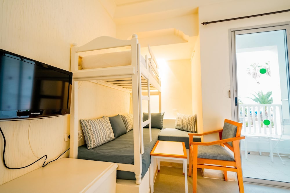 Calimera Yati Beach All Inclusive — Hotel rooms in Aghir, Medenine