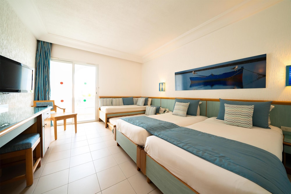 Calimera Yati Beach All Inclusive — Hotel rooms in Aghir, Medenine