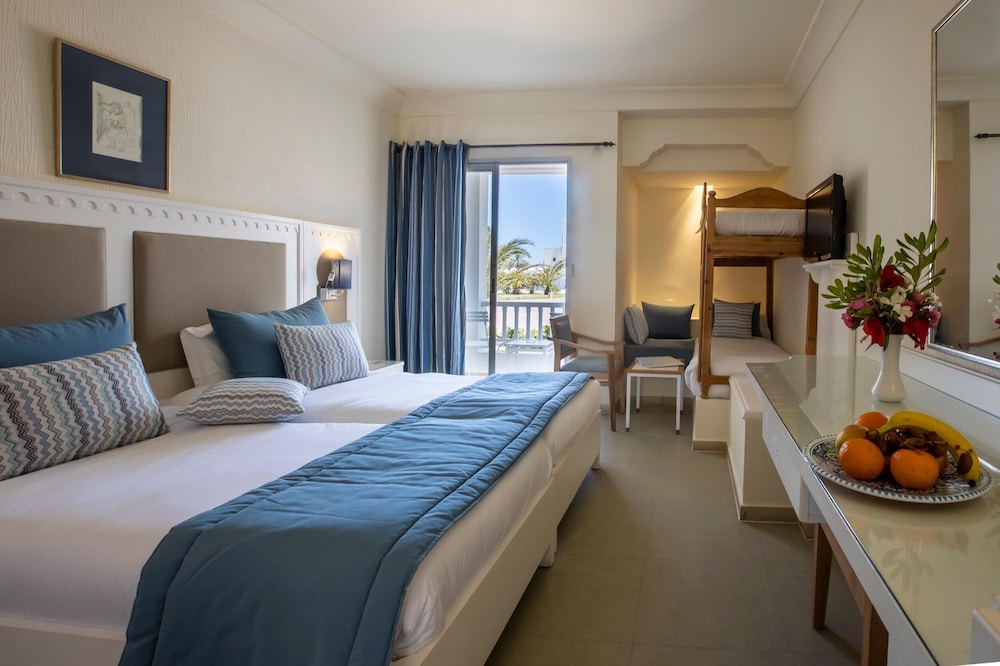 Calimera Yati Beach All Inclusive — Hotel rooms in Aghir, Medenine