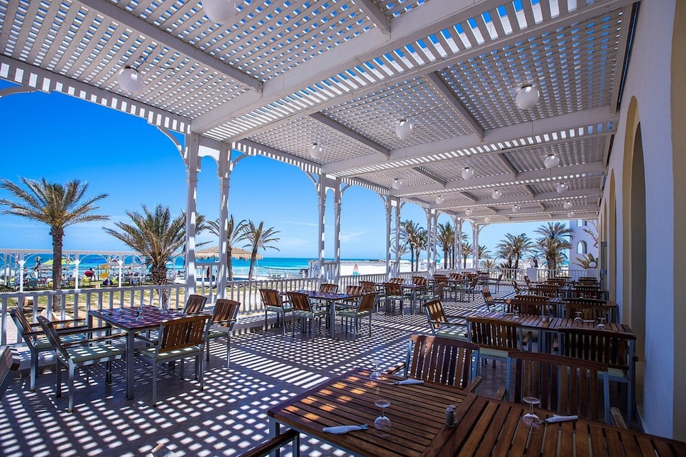 Calimera Yati Beach All Inclusive — Restaurant & bars in Aghir, Medenine