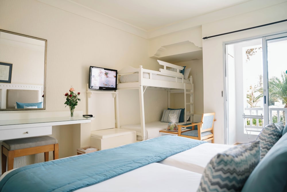 Calimera Yati Beach All Inclusive — Hotel rooms in Aghir, Medenine