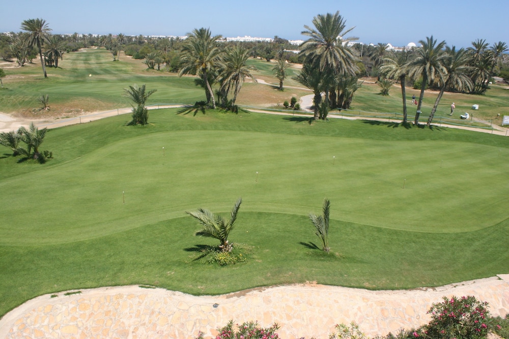Royal Garden Palace (Families and Couples) — Sports & recreation in Aghir, Medenine
