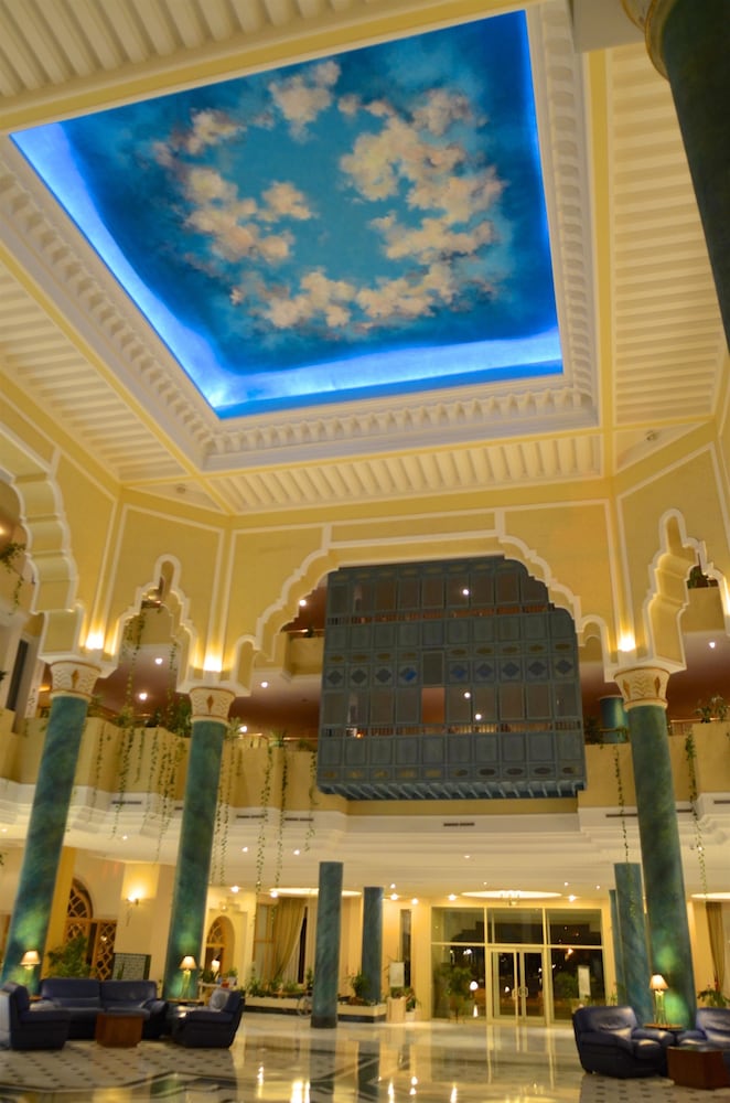 Royal Garden Palace (Families and Couples) — Hotel building in Aghir, Medenine
