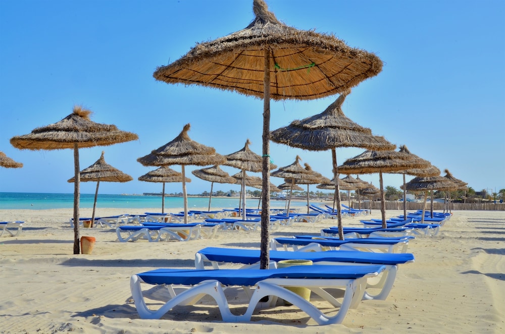 Royal Garden Palace (Families and Couples) — Beach in Aghir, Medenine