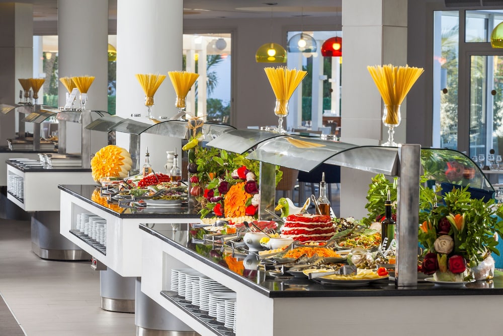 Djerba Plaza Thalasso & Spa — Restaurant & bars in Aghir, Medenine