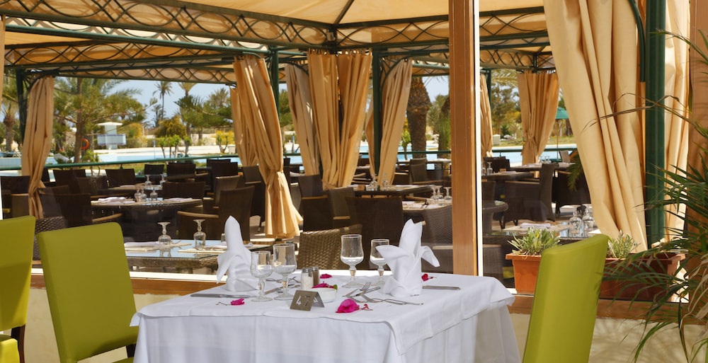 Djerba Plaza Thalasso & Spa — Restaurant & bars in Aghir, Medenine