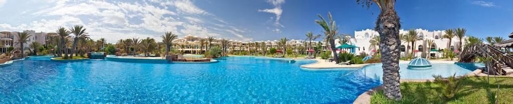 Hasdrubal Prestige Thalassa & Spa Djerba — Beach in Mezraya, Medenine