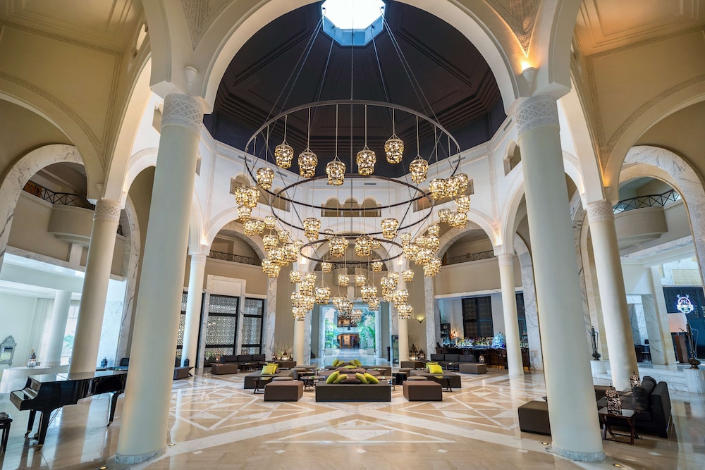 Radisson Blu Athénée Palace Resort & Thalasso, Djerba — Hotel building in Mezraya, Medenine
