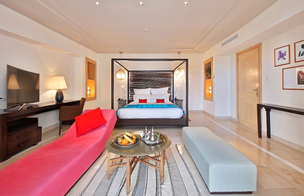 Radisson Blu Athénée Palace Resort & Thalasso, Djerba — Hotel rooms in Mezraya, Medenine