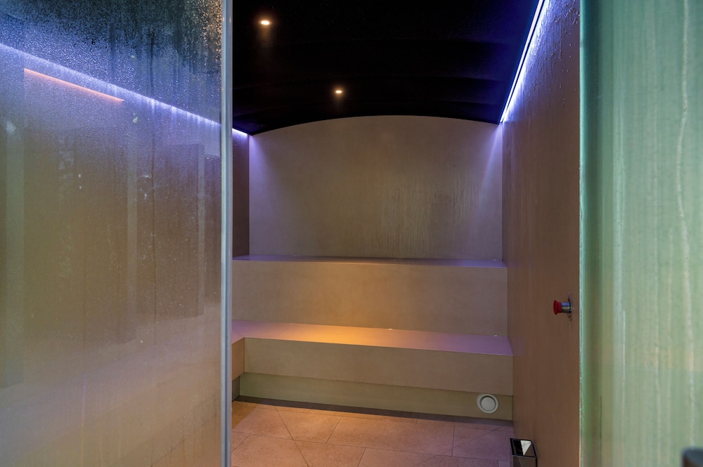 Costa Encantada Suites & Resort — Spa in Lloret de Mar, Catalonia