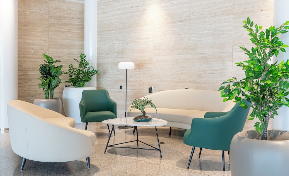 Costa Encantada Suites & Resort — Hotel building in Lloret de Mar, Catalonia