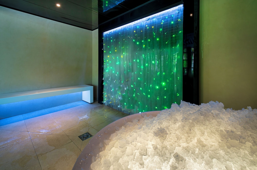 Costa Encantada Suites & Resort — Spa in Lloret de Mar, Catalonia