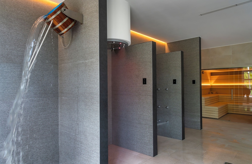 Costa Encantada Suites & Resort — Spa in Lloret de Mar, Catalonia