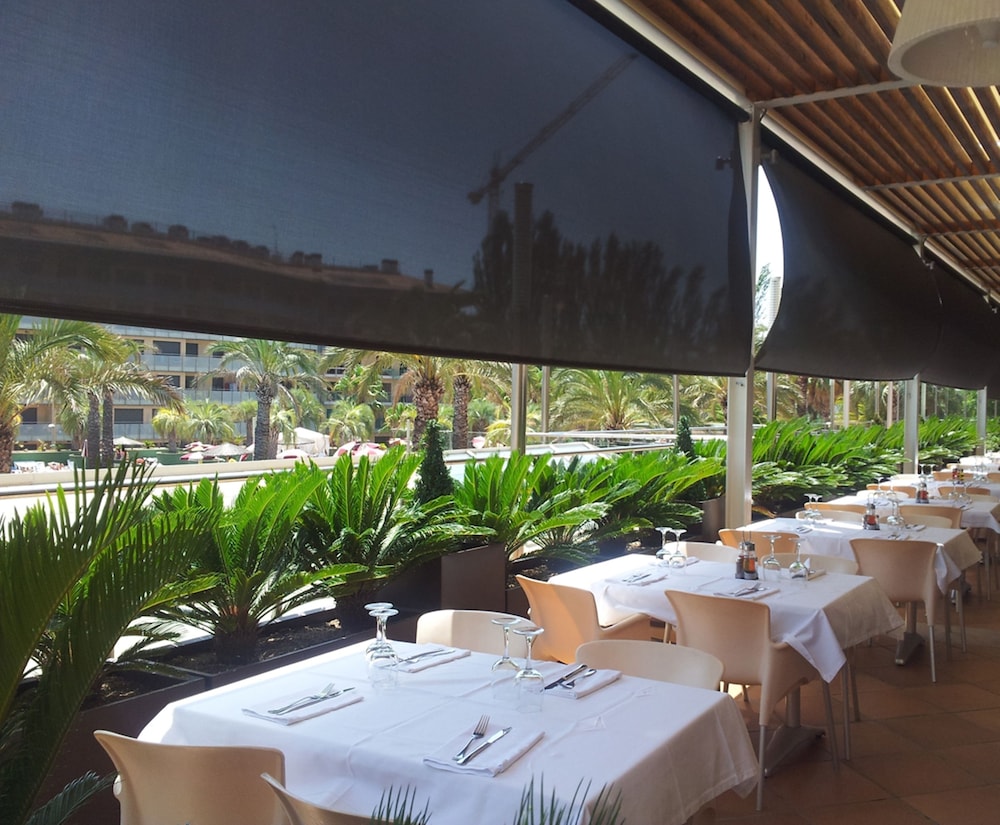 Costa Encantada Suites & Resort — Restaurant & bars in Lloret de Mar, Catalonia
