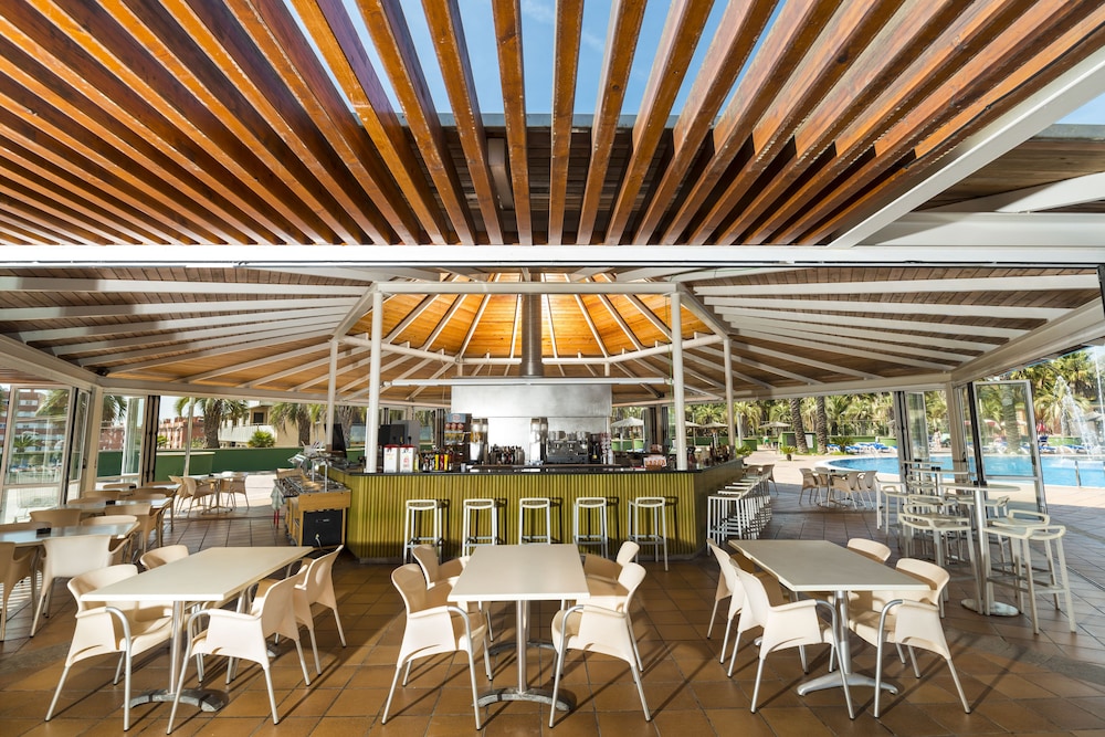 Costa Encantada Suites & Resort — Restaurant & bars in Lloret de Mar, Catalonia