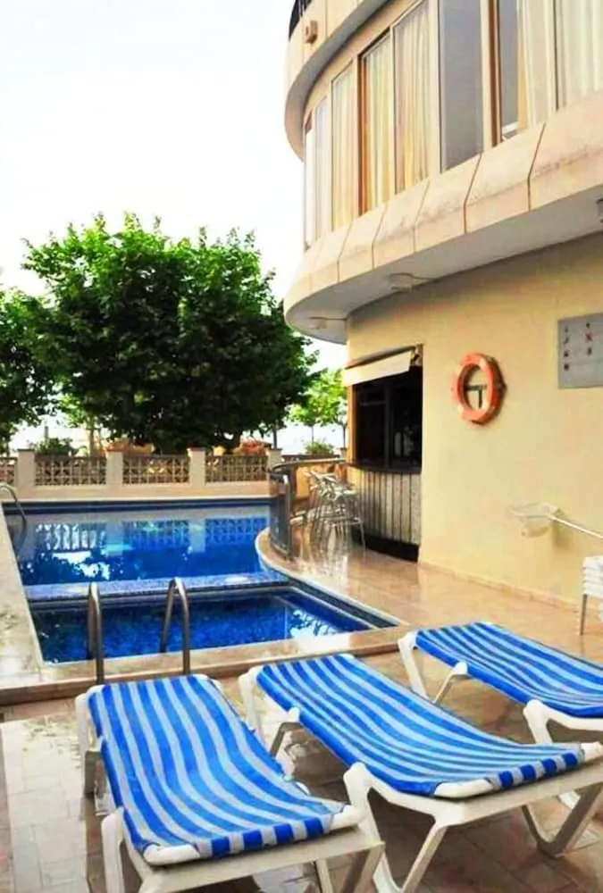 Hotel Haromar