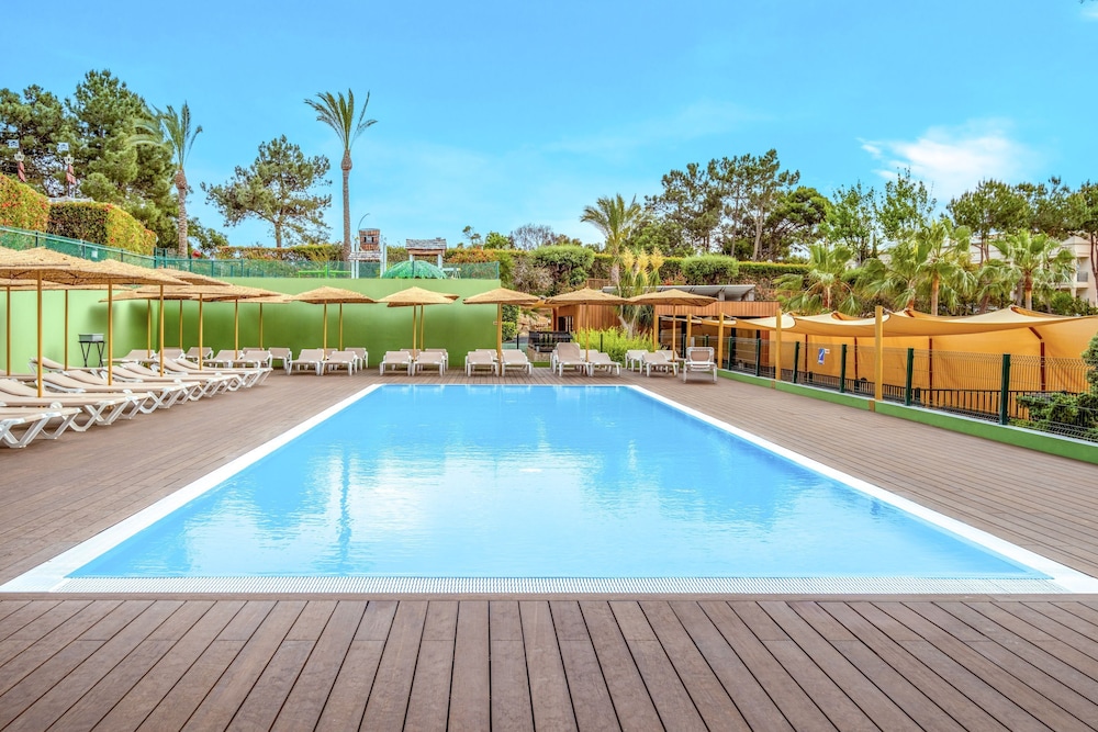 3HB Guarana — Swimming pool in Albufeira, Faro