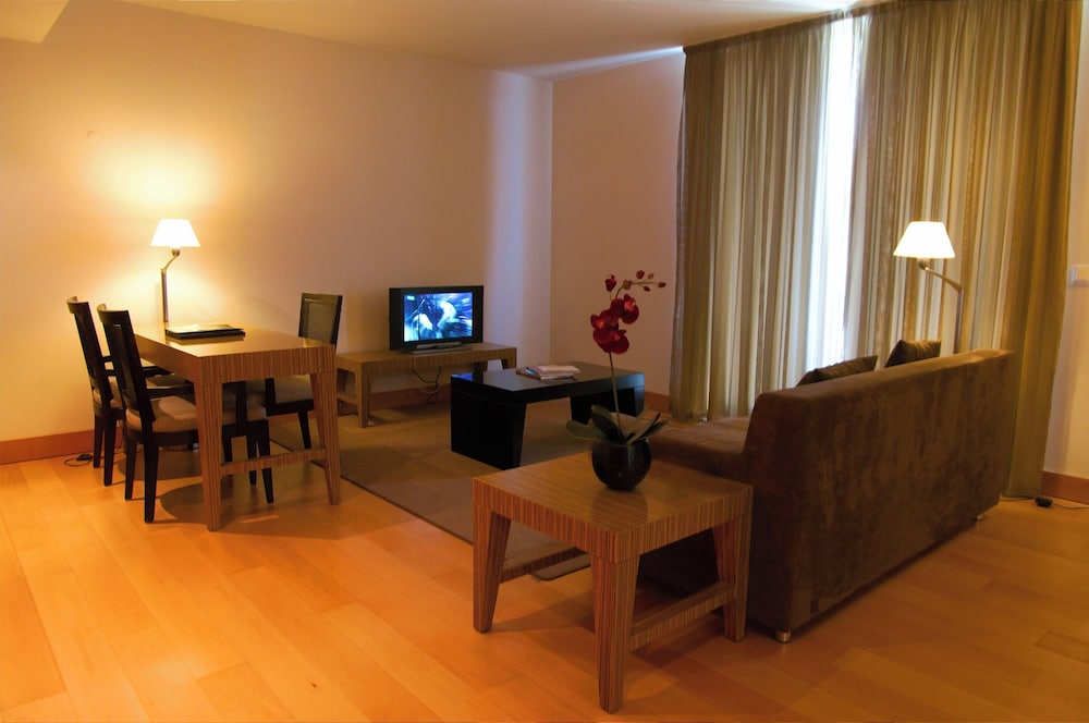 Golden Residence Hotel — Hotel rooms in Funchal, Madeira