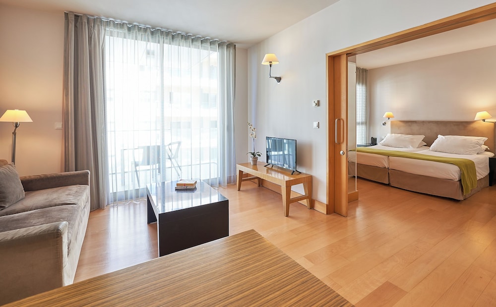 Golden Residence Hotel — Hotel rooms in Funchal, Madeira