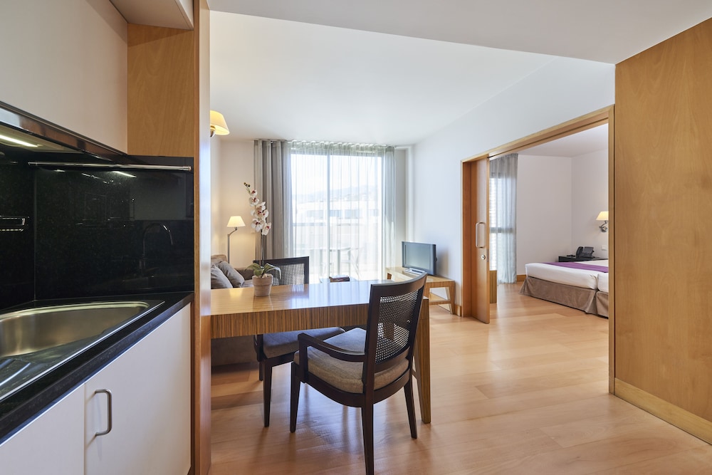 Golden Residence Hotel — Hotel rooms in Funchal, Madeira