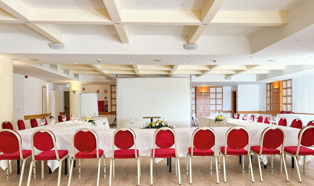 Sentido Galosol — Restaurant & bars in Santa Cruz, Madeira