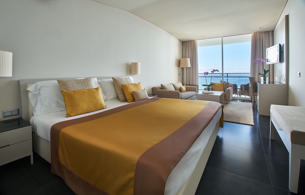 Vidamar Resort Madeira — Hotel rooms in Funchal, Madeira