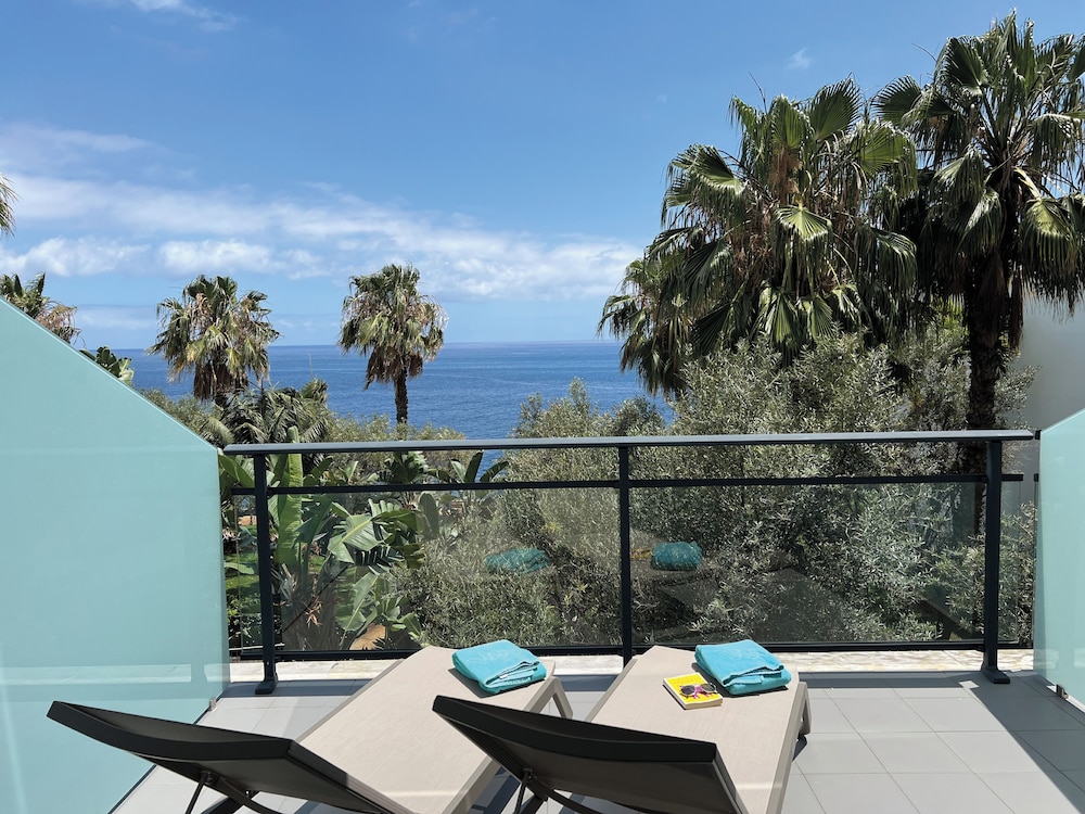 Vidamar Resort Madeira — Hotel rooms in Funchal, Madeira